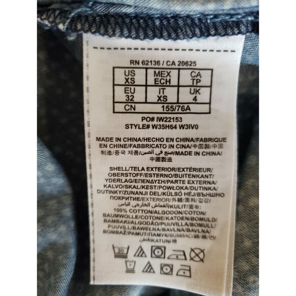 Guess 1981 Denim Top Womens XS Blue Polka Dot Shirt 100% Cotton Chambray Long - Picture 12 of 12